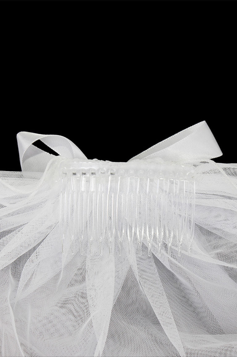 20149 6 Piece Waist-Length Bridal Tulle 3-Tier Short Wedding Veil with Bow & Comb