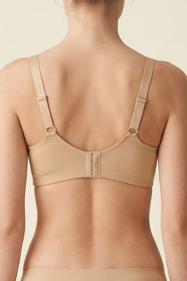 50303 6-Pack Comfortable & Supportive, 3-Hook Back Closure Wireless Bra B C D Cup