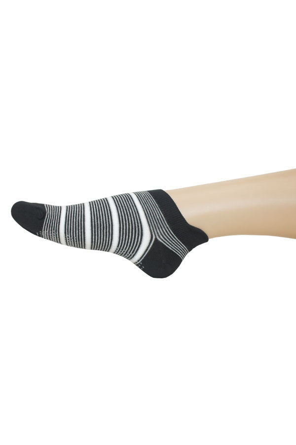 YM93 24 Pairs Non-Slip Grip, 3 Colors, Shoe Size 6-9 No Show Sports Socks with White Trim